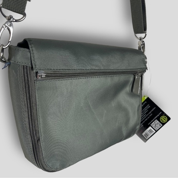 Ganz Beyond A Bag , 3 Sacs in One | Color: Green Blue  | Size: 3 Sacs in 1 - Picture 6 of 16